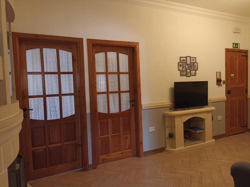 St. Mary Apartment Qormi Exterior photo