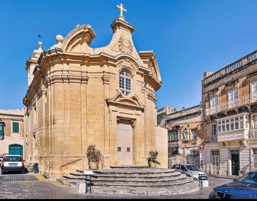 St. Mary Apartment Qormi Exterior photo